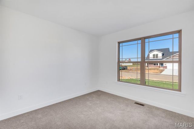 206 Wrigley Field, Bethalto, IL 62010