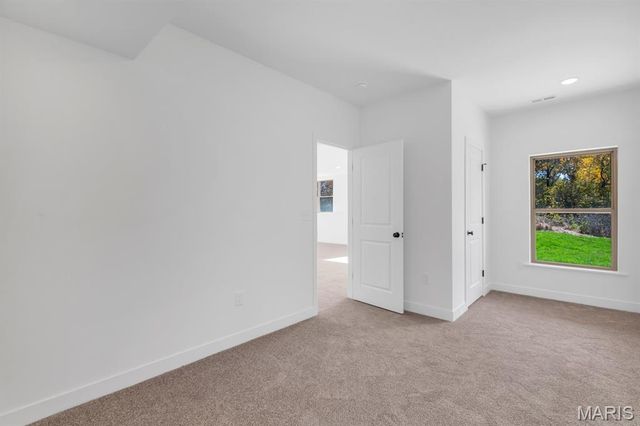 206 Wrigley Field, Bethalto, IL 62010