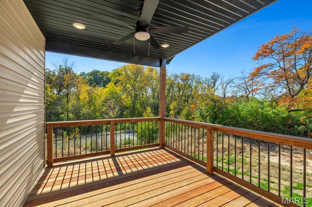 206 Wrigley Field, Bethalto, IL 62010