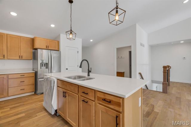 206 Wrigley Field, Bethalto, IL 62010