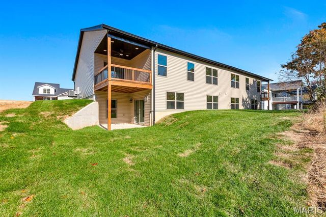 206 Wrigley Field, Bethalto, IL 62010