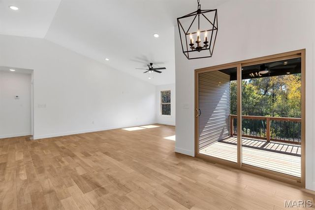 206 Wrigley Field, Bethalto, IL 62010