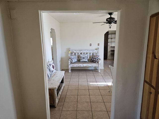 534 MISSION Avenue NE, Albuquerque, NM 87107