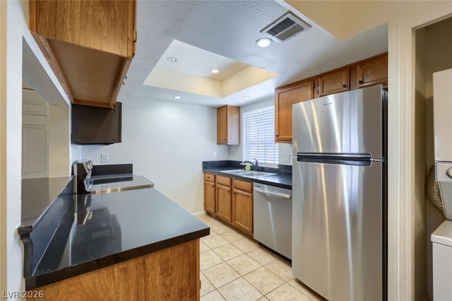 5890 Medallion Drive 203, Las Vegas, NV 89122