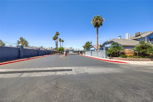 5890 Medallion Drive 203, Las Vegas, NV 89122