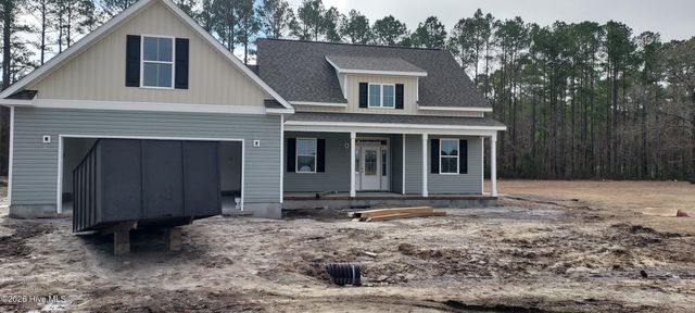 140 Cripple Creek Drive, Swansboro, NC 28584