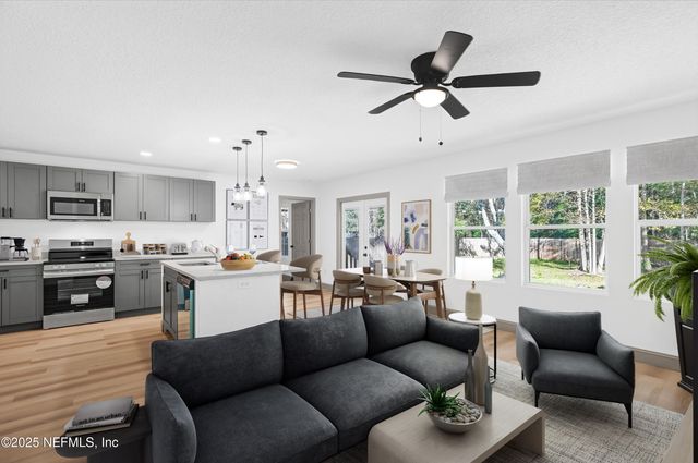 47 HUTCHINSON Road, Jacksonville, FL 32220