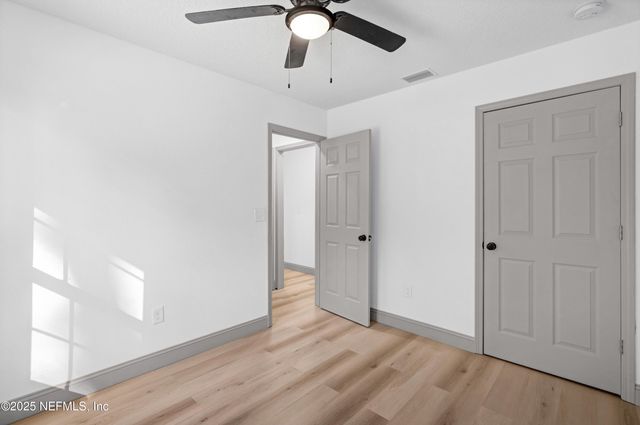 47 HUTCHINSON Road, Jacksonville, FL 32220