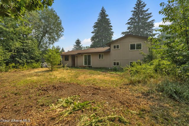 16225 N Gina CT, Rathdrum, ID 83858