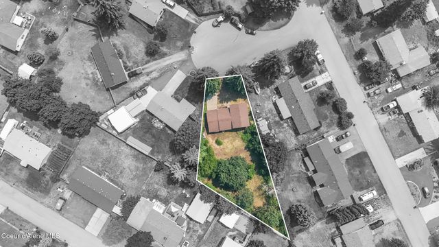 16225 N Gina CT, Rathdrum, ID 83858