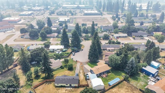 16225 N Gina CT, Rathdrum, ID 83858