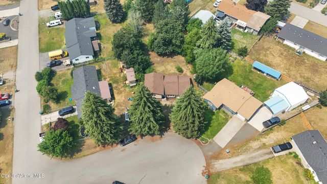 16225 N Gina CT, Rathdrum, ID 83858