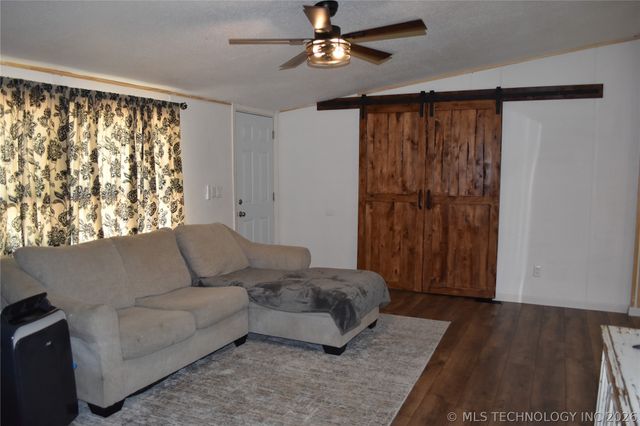 14516 S 246th West Place, Kellyville, OK 74039