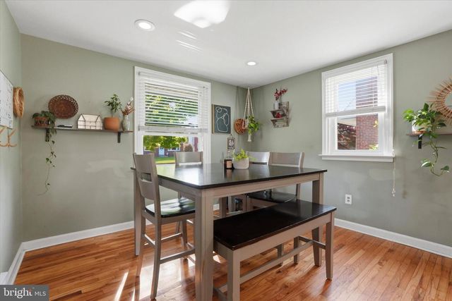 2621 ASHWOOD DR, Havertown, PA 19083