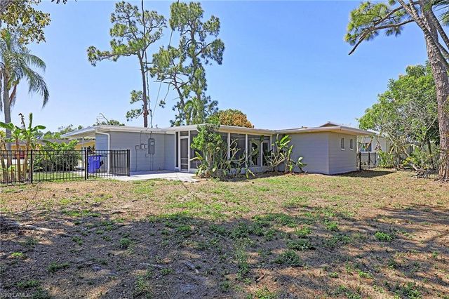 2443 Harvard AVE, Fort Myers, FL 33907