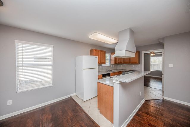 1631 Dove Run, Brookshire, TX 77423