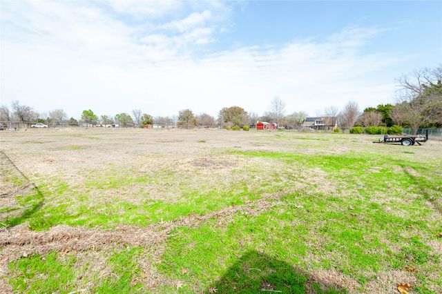 112 Deborde Circle, Red Oak, TX 75154