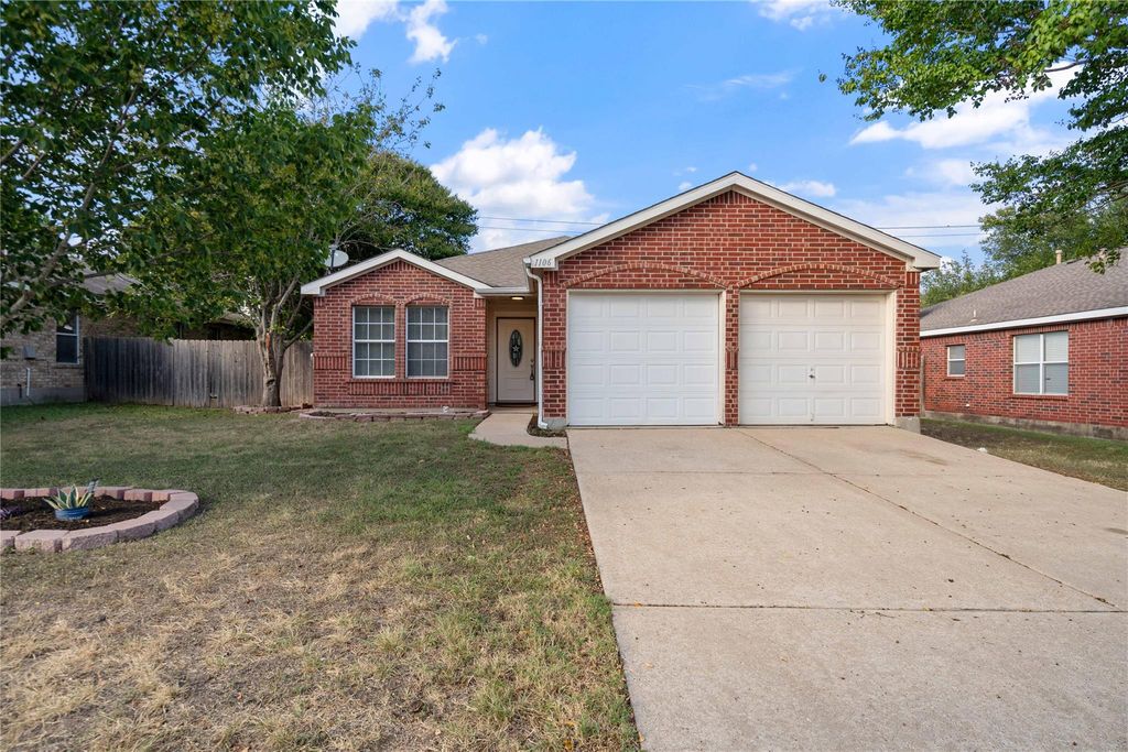1106 OLYMPIC DR, Pflugerville, TX 78660