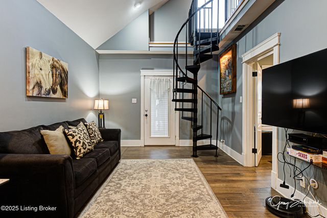 905 Central Ave, Louisville, KY 40208