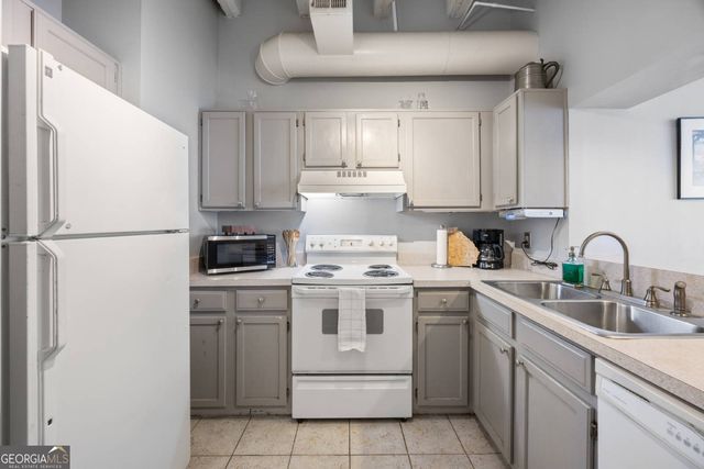 32 Peachtree Street NW 1605, Atlanta, GA 30303