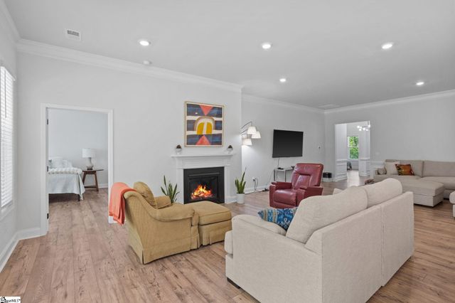 1831 Wabash Place, Boiling Springs, SC 29316