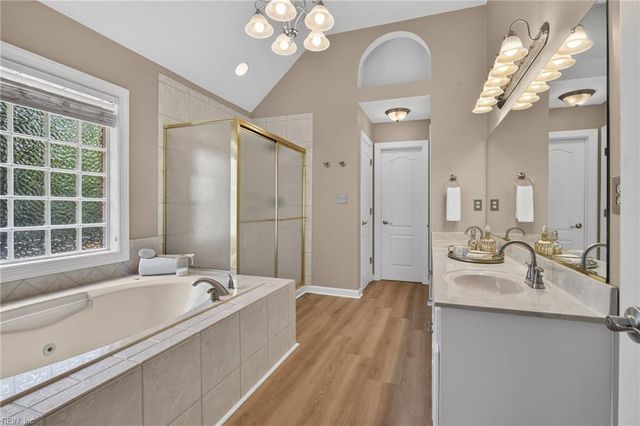 129 Greengable WAY, Chesapeake, VA 23322