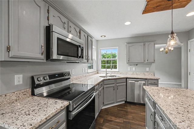 1176 Pickett Ridge Court, Beavercreek, OH 45434