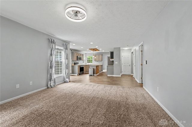 1176 Pickett Ridge Court, Beavercreek, OH 45434