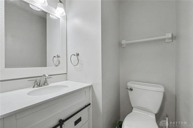 1176 Pickett Ridge Court, Beavercreek, OH 45434