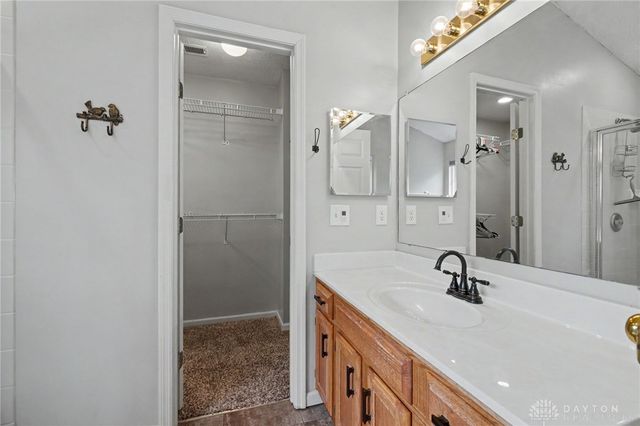 1176 Pickett Ridge Court, Beavercreek, OH 45434