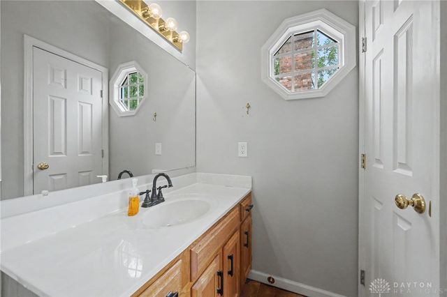 1176 Pickett Ridge Court, Beavercreek, OH 45434