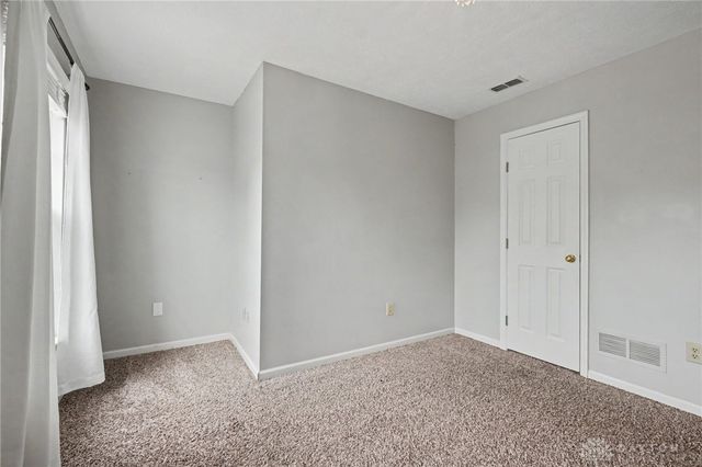1176 Pickett Ridge Court, Beavercreek, OH 45434