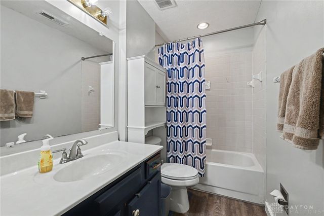 1176 Pickett Ridge Court, Beavercreek, OH 45434