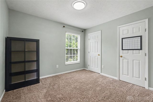 1176 Pickett Ridge Court, Beavercreek, OH 45434