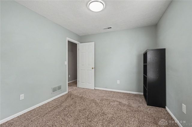 1176 Pickett Ridge Court, Beavercreek, OH 45434