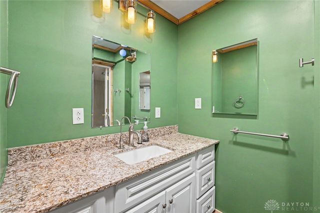 1176 Pickett Ridge Court, Beavercreek, OH 45434