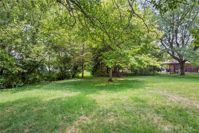 1176 Pickett Ridge Court, Beavercreek, OH 45434