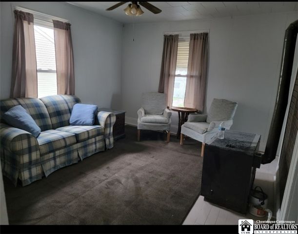 77 King Street, Dunkirk, NY 14048