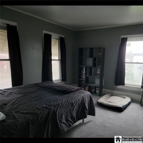 77 King Street, Dunkirk, NY 14048