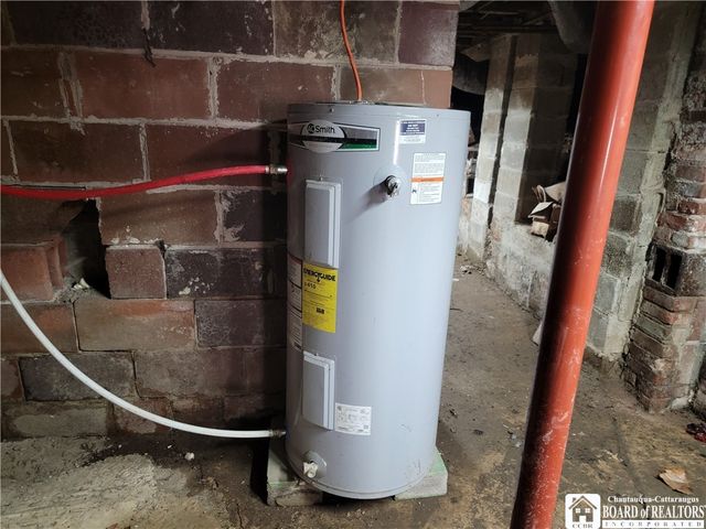 77 King Street, Dunkirk, NY 14048