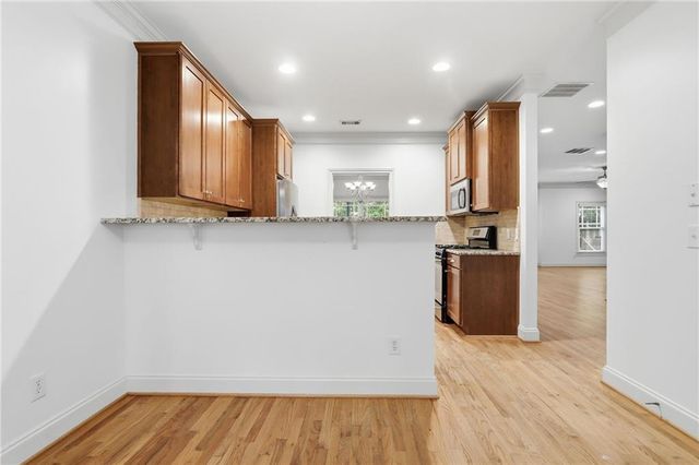 970 Samples Lane NW, Atlanta, GA 30318