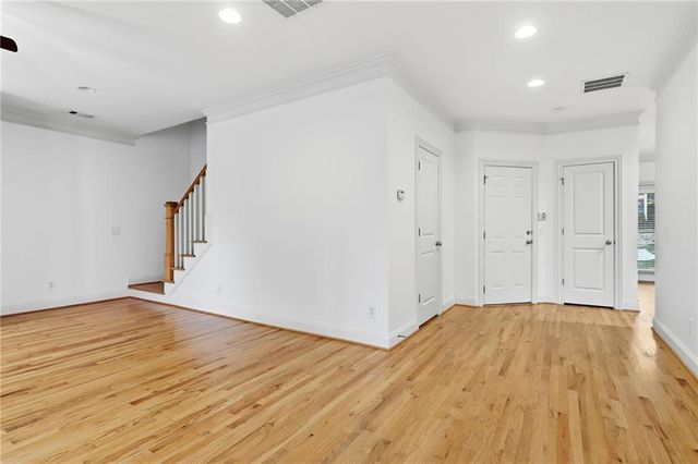 970 Samples Lane NW, Atlanta, GA 30318
