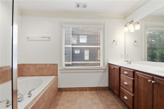970 Samples Lane NW, Atlanta, GA 30318