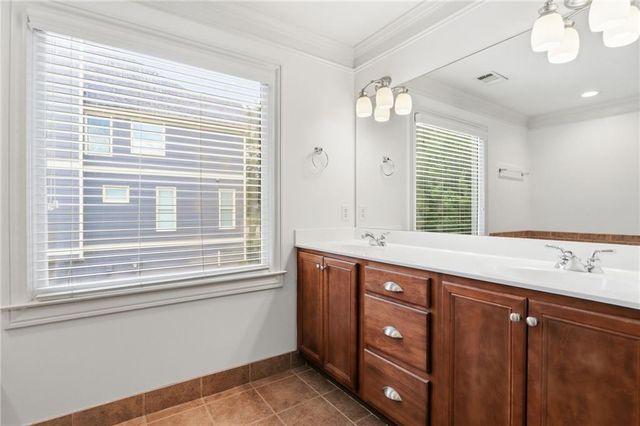 970 Samples Lane NW, Atlanta, GA 30318
