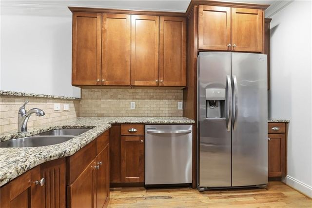 970 Samples Lane NW, Atlanta, GA 30318