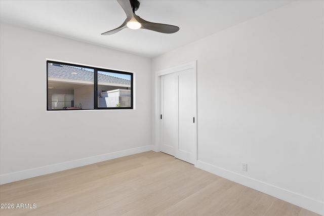 8236 E CAMBRIDGE Avenue, Scottsdale, AZ 85257