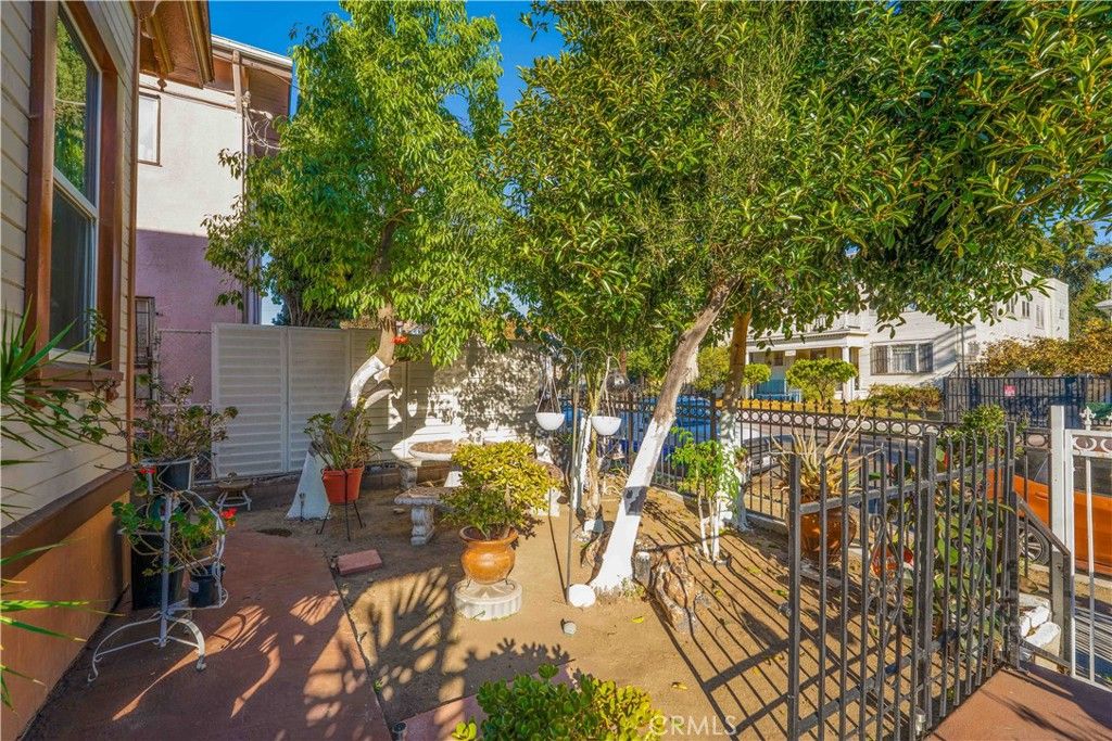 1460 W 23rd Street, Los Angeles, CA 90007 — photo 3
