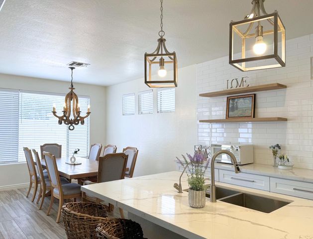 862 E Gemini Place, Chandler, AZ 85249