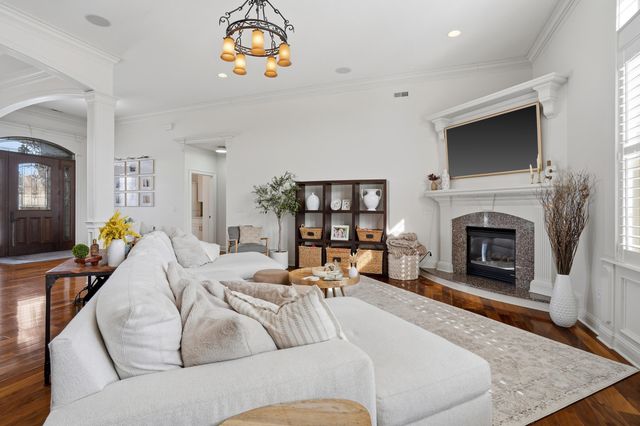 4710 WINDING WOOD CT, Columbia, MO 65203