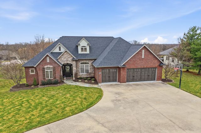 4710 WINDING WOOD CT, Columbia, MO 65203
